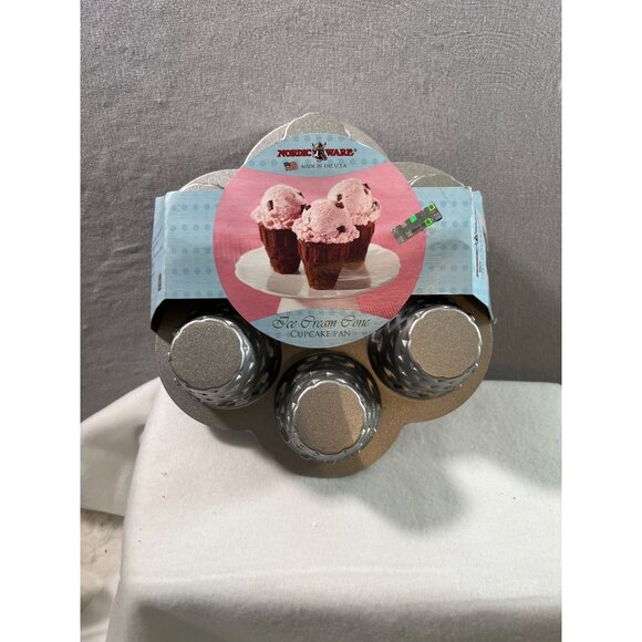 Nordic Ware Ice Cream Cone Cupcake Pan For Baking & Decorating New - Picture 2 of 2